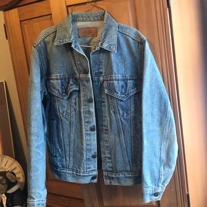 Levi’s jeans jacket